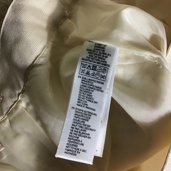 Forever 21 Women’s Cream/ Gold Tweed Ribbon Waist detail Mini Skirt Sz. Med EUC - Picture 8 of 9